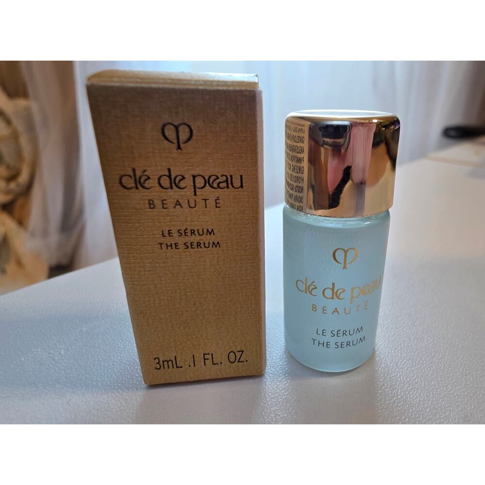 Cle De Peau Beauty Le Serum The Serum Travel Size 3ML // NEW IN BOX